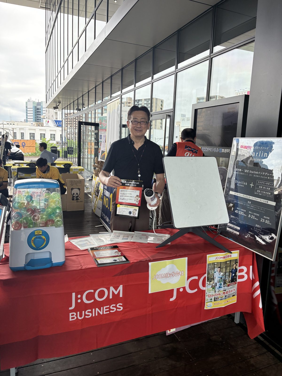 防犯カメラの実機展示